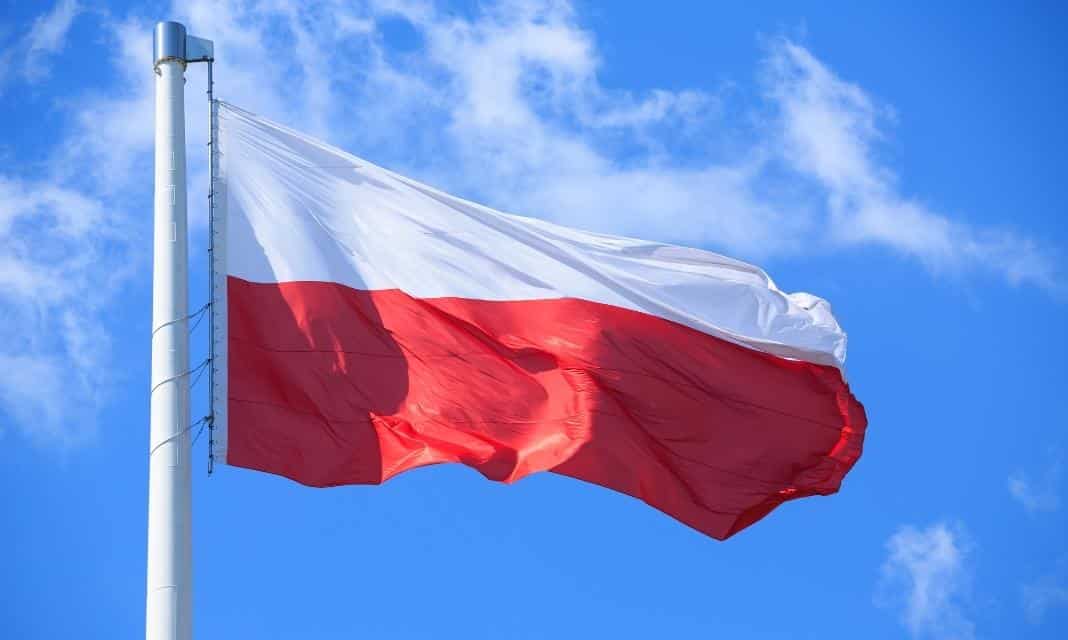 Uroczystość Narodowa w Rajczy: Dzień Flagi Rzeczypospolitej Polskiej we wsi